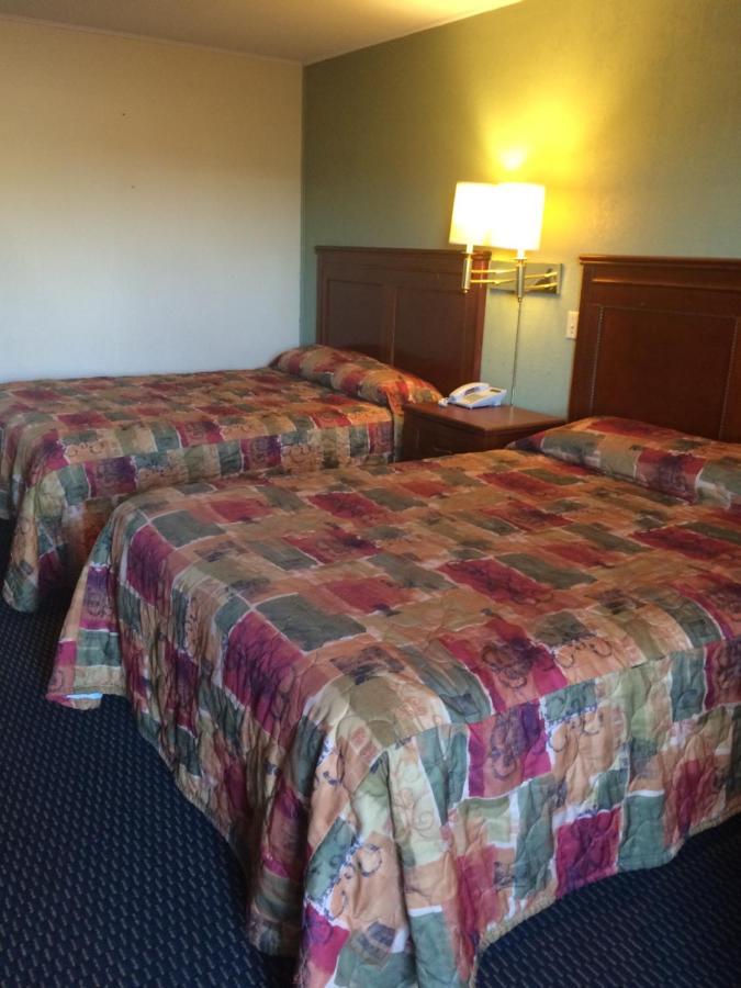 Rest Inn - Extended Stay, I-40 Airport, Wedding & Event Center Amarillo Eksteriør billede