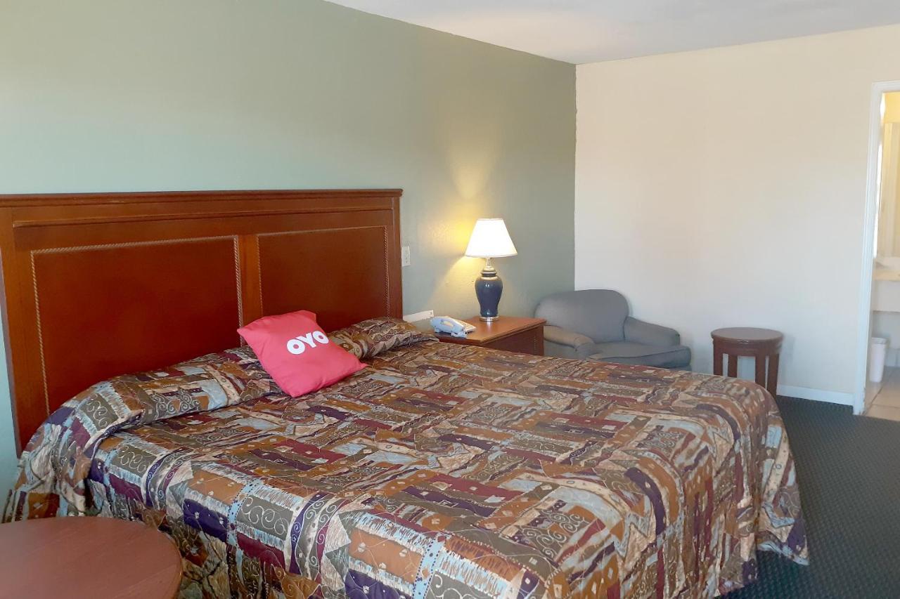 Rest Inn - Extended Stay, I-40 Airport, Wedding & Event Center Amarillo Eksteriør billede